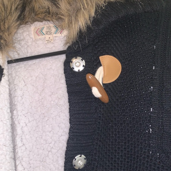 Pink Rose Women's  black and Brown Sweater Vest, Sherpa lined, Faux Fur Collar - Picture 4 of 6